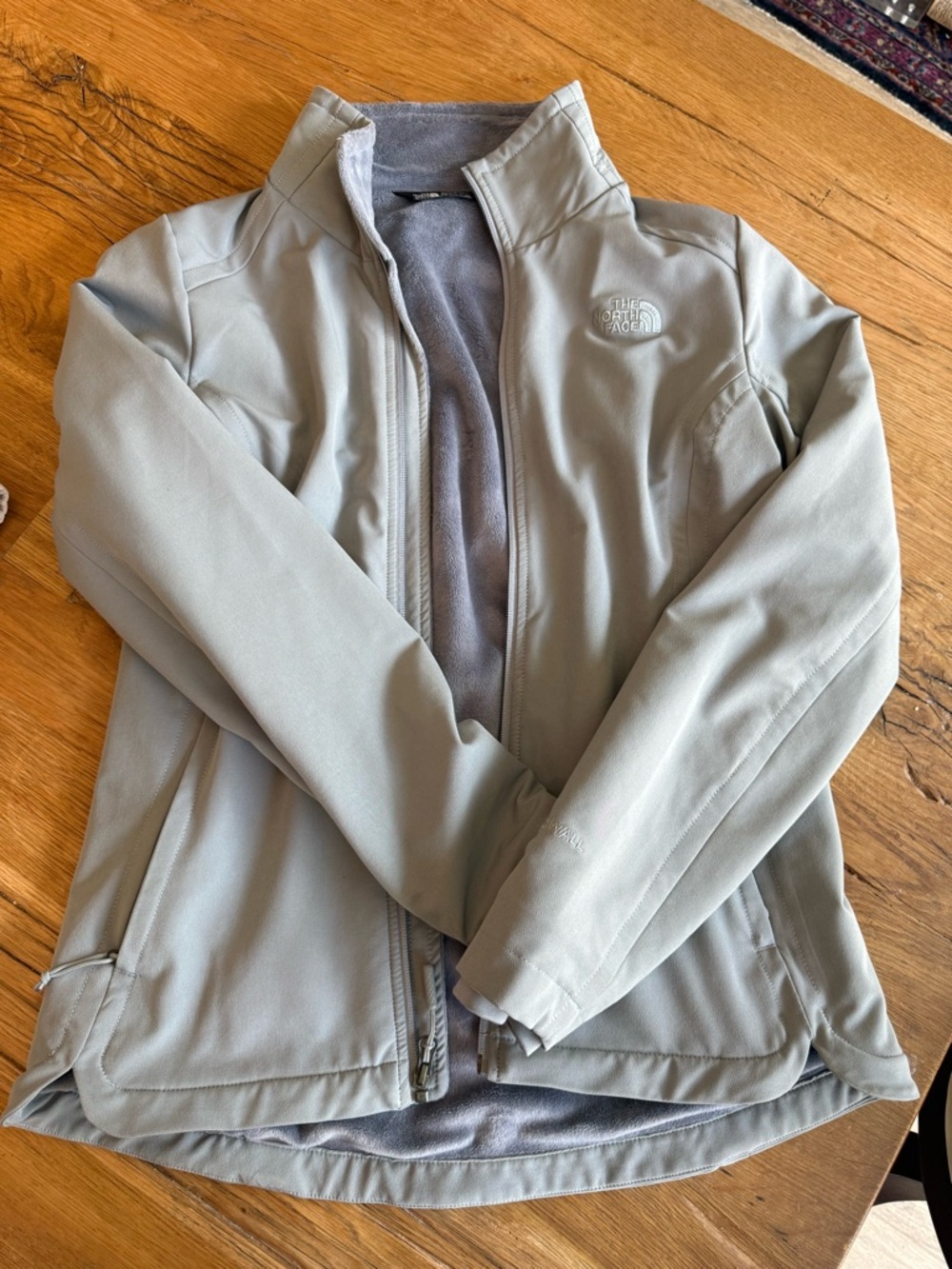 The North Face Women’s Gray Fleece Lined Softshell Jacket Size Small